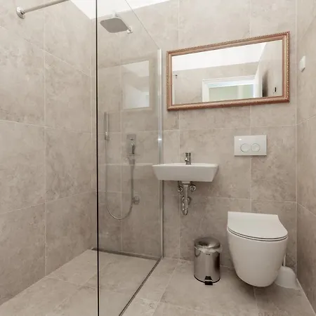 Viktor Luxury Suites 贝尔格莱德 外观 照片